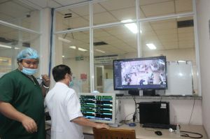 Có 35 bệnh nhân Covid-19 đang phải thở oxy, thở máy