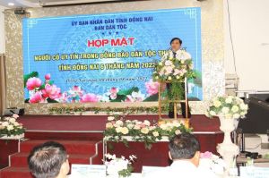 Nâng cao vai trò của người có uy tín