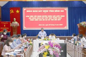 Quyết tâm thi đua thực hiện tốt nhiệm vụ