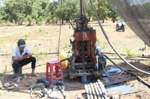 Không được tự ý khai thác nước ngầm tràn lan