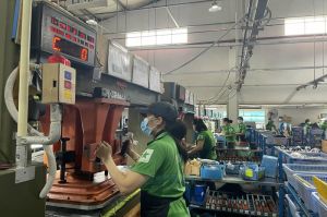 Not let the environment and social security become burden when developing industry
