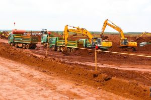 Sẽ huy động thêm khoảng 770 đầu máy để thi công dự án Sân bay Long Thành