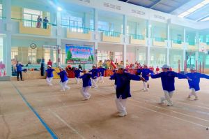 Phát huy vai trò tuổi cao, gương sáng trong xây dựng gia đình văn hóa