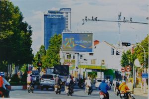 Đẩy mạnh hiện đại hóa quảng cáo ngoài trời