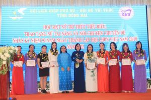 Tích cực tạo môi trường cho nữ trí thức phát triển