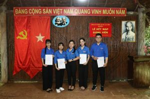 Chủ động trong công tác tạo nguồn phát triển Đảng