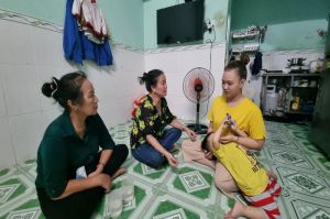 Những chủ nhà trọ làm chỗ dựa cho công nhân xa quê