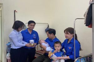 3 đại biểu được trao giải thưởng cán bộ, công chức, viên chức trẻ giỏi toàn quốc