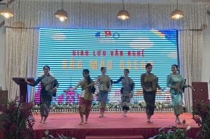 Thắm tình hữu nghị - Chung dòng Mê Kong