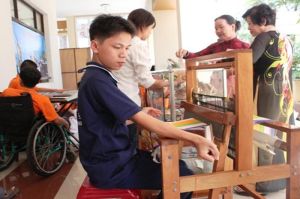 Tiếp tục quan tâm hơn nữa đến người khuyết tật