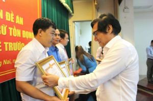 Để sớm tiến tới số hóa tài liệu lưu trữ