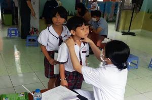 1,1 ngàn học sinh được khám sàng lọc bướu cổ