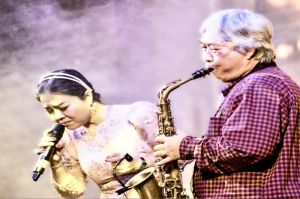 Ca sĩ Uyên Dung và những tác phẩm về Đồng Nai