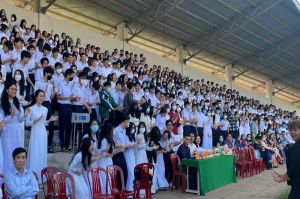 Hơn 1 ngàn học sinh nghe chuyên đề về tâm lý học đường và sức khỏe tình dục