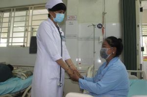 Kỳ vọng nâng cao chất lượng khám chữa bệnh từ Nghị quyết hỗ trợ nhân viên y tế