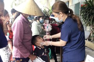 Tổ chức cho trẻ uống vitamin A liều cao từ ngày 19 đến 30-12-2022