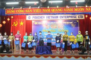 Đa dạng các hoạt động chăm lo Tết cho công nhân