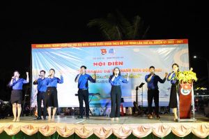 Tuyên truyền hình mẫu giá trị thanh niên Đồng Nai qua các tiết mục văn nghệ