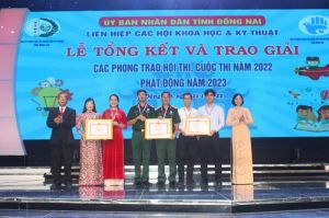 Thúc đẩy phong trào thi đua lao động sáng tạo