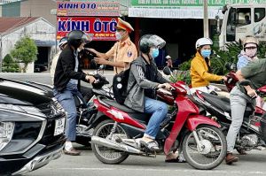 Xử lý nghiêm vi phạm về nồng độ cồn trên quốc lộ