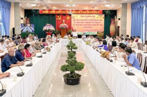 Họp mặt các đồng chí nguyên lãnh đạo tỉnh các khóa nhân dịp mừng Xuân Quý Mão 2023