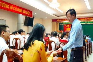 Chủ tịch UBND tỉnh Cao Tiến Dũng: Cần tập trung cao độ cho công việc ngay từ những ngày đầu năm