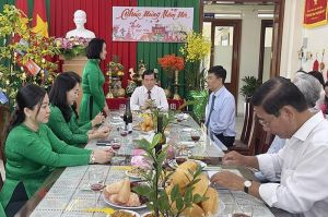 Bí thư Tỉnh ủy gặp mặt, chúc Tết Ban Tổ chức Tỉnh ủy và Ủy ban Kiểm tra Tỉnh ủy