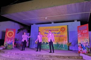 Chương trình văn nghệ Đảng và mùa Xuân đất nước