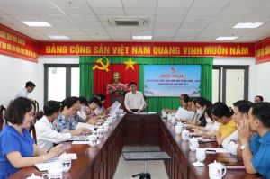 Không để sót đối tượng trong chi trả hỗ trợ Tết