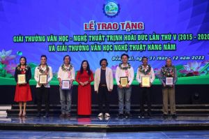 Khi người trẻ tiếp nối truyền thống…