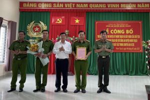 Khen thưởng đột xuất cho Công an huyện Nhơn Trạch