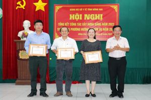 Tiếp tục làm tốt hơn nữa công tác chăm sóc sức khỏe nhân dân