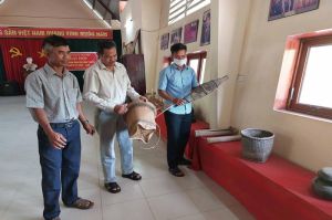 Những Bí thư chi bộ người dân tộc thiểu số nhiệt huyết