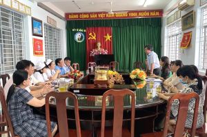 Kiến nghị quan tâm hơn đến đời sống của nhân viên y tế