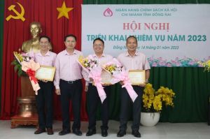 Tìm người vay vốn chính sách