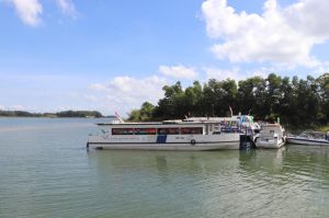 Tourism potential of Tri An lake