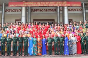 Gặp mặt kỷ niệm 30 năm Ngày truyền thống Phụ nữ quân đội và Ban Phụ nữ quân đội