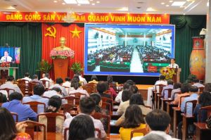 Tăng cường trách nhiệm của cán bộ, đảng viên, đẩy mạnh cải cách hành chính