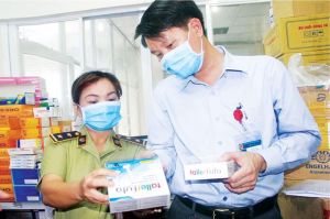 Trong 2 tháng xử phạt vi phạm hành chính 2 cá nhân liên quan đến hành nghề y không phép