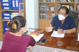 Vay tiền qua app: Được ít, mất nhiều