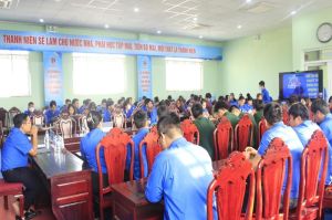 Cán bộ, đoàn viên thanh niên tham gia nghiên cứu, học tập, quán triệt Nghị quyết Đại hội Đoàn