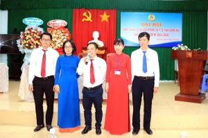 Tiếp tục góp phần thực hiện tốt nhiệm vụ chăm sóc sức khỏe nhân dân