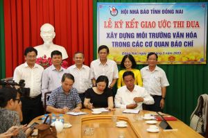 Ký kết giao ước thi đua xây dựng các cơ quan báo chí văn hóa