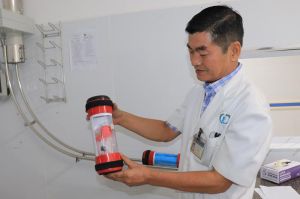 Bệnh viện Đa khoa Thống Nhất đưa vào sử dụng hệ thống vận chuyển mẫu xét nghiệm siêu nhanh