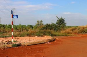 2023年：斗价最少3块土地