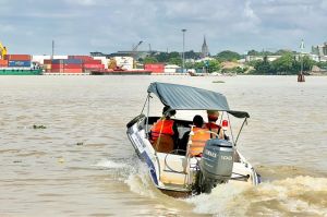Phòng ngừa tai nạn giao thông trên đoạn sông giáp ranh