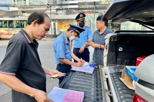 Siết chặt quản lý xe đưa rước học sinh