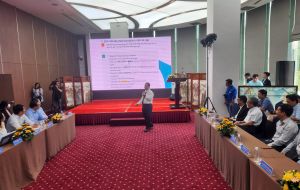 Ứng dụng ChatGPT: Cần hướng tiếp cận thận trọng, khoa học
