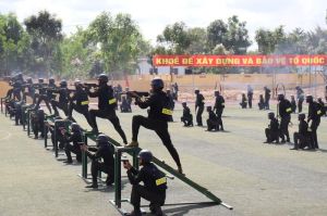 Trên 800 sinh viên cảnh sát nhân dân và công an nhân dân hoàn thành huấn luyện đầu khóa