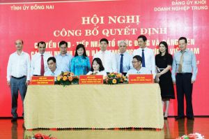 Chuyển giao, tiếp nhận tổ chức Đảng, đảng viên các chi nhánh Ngân hàng TMCP Ngoại thương Việt Nam